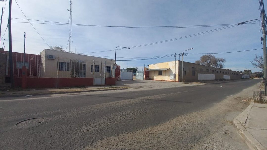VENTA DE IMPORTANTE PREDIO COMERCIAL - LOGISTICO