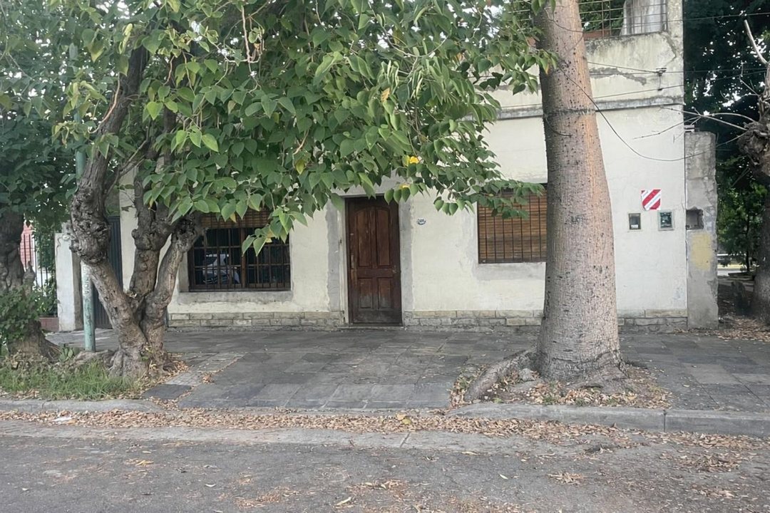 CASA PH 3 AMB EN VENTA EN HAEDO