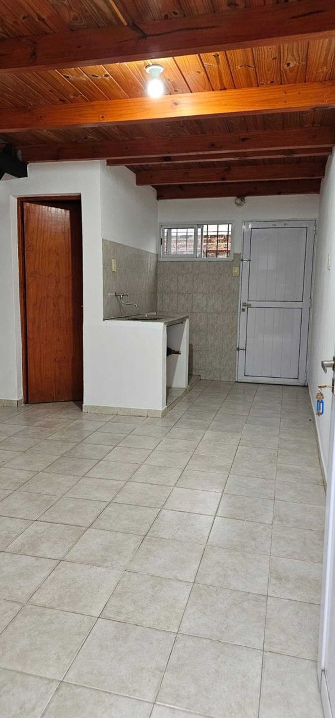 Se alquila Departamento de 1 dormitorio