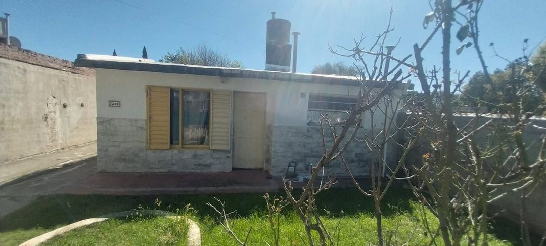 Dos casas con escritura en Parque Republica