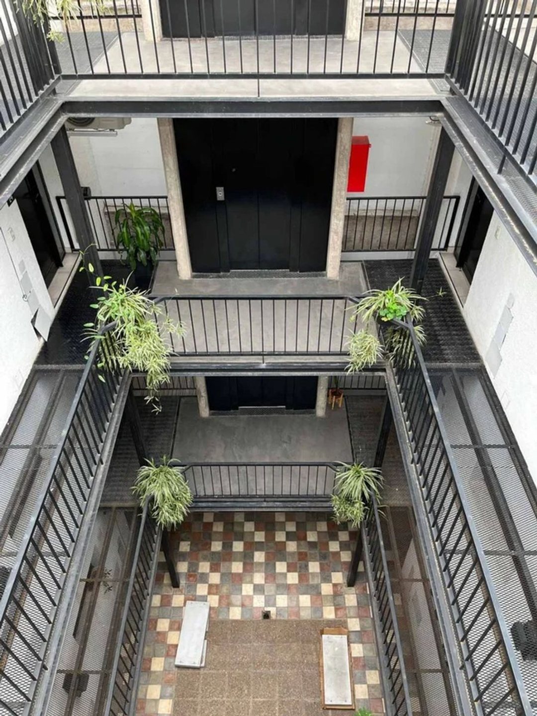 VENTA DPTO CON TERRAZA ALTO ALBERDI MTS NVO CENTRO