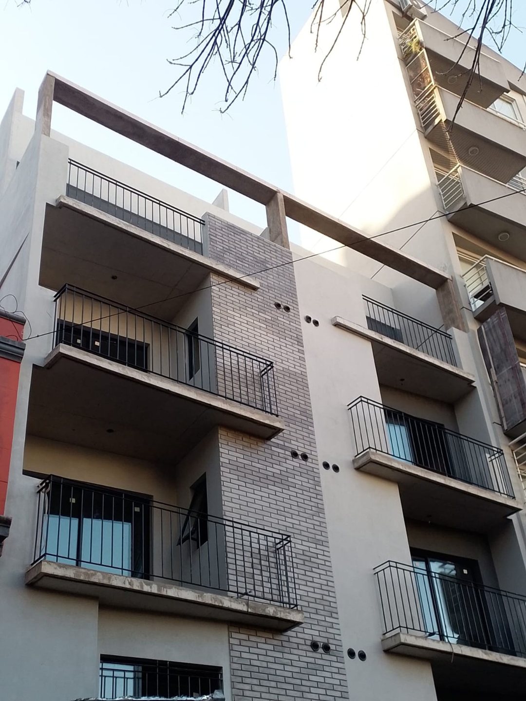 VENTA MONOAMBIENTE DIVISIBLE A ESTRENAR BALCON