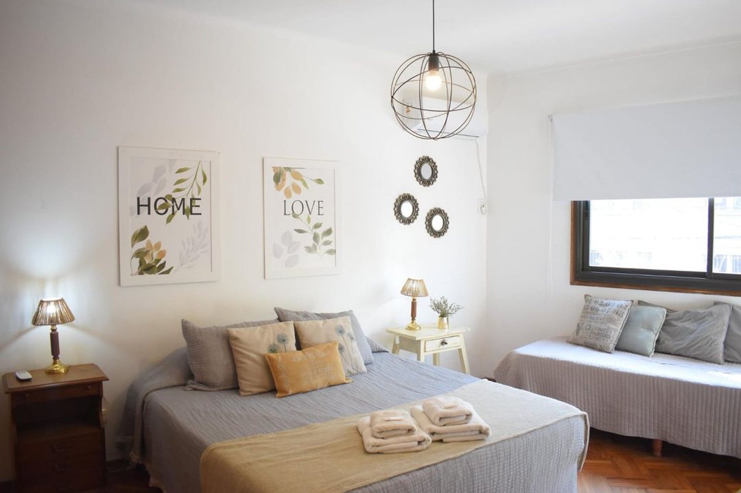 Cuatro Departamentos en PH, Calle Rondeau