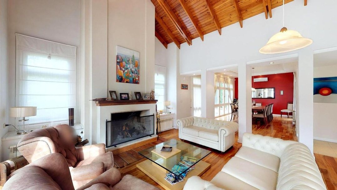 CASA EN VENTA CITY BELL