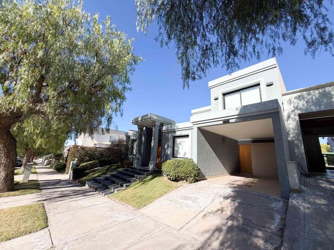 Casa en Venta Barrio Dalvian