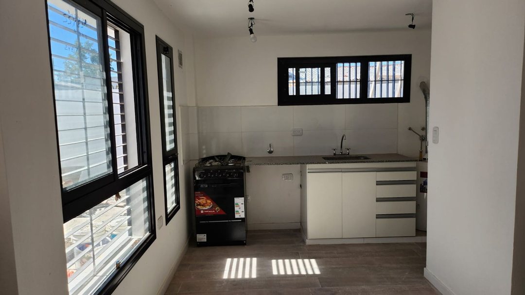 DEPARTAMENTO EN VENTA LOS HORNOS