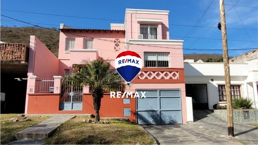 CASA 4 DORMITORIOS VENTA TRES CERRITOS CON PILETA