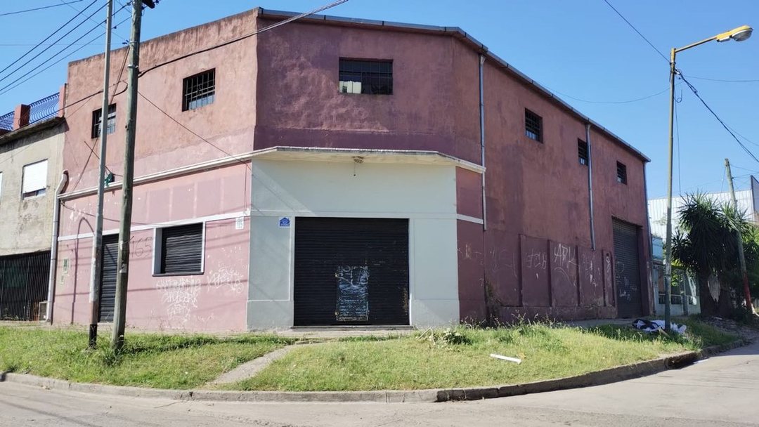 ALQUILER Galpón 200Mts²-V. Ballester-OPORTUNIDAD