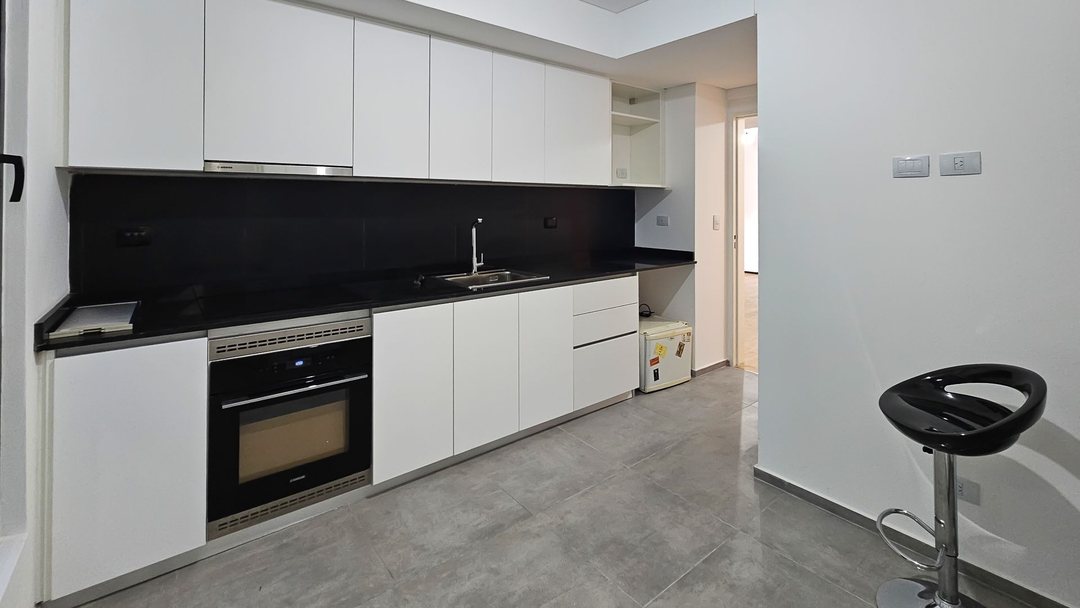 Venta depto. 4 amb. con 2 cocheras en Recoleta