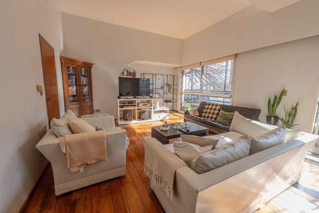 VENTA CASA PLANTA ALTA 3 DORMITORIOS-ECHESORTU