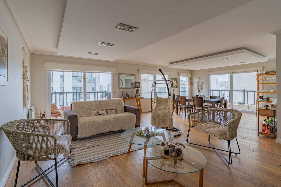 Departamento 4 amb. Venta Zona Güemes c 2 cocheras