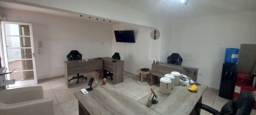 VENTA OFICINA PB INTERNA BARRIO GENERAL PAZ