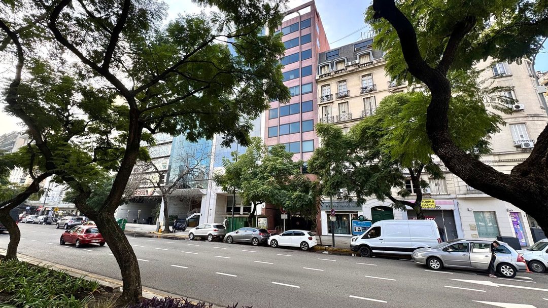 Retiro - VENTA - Oficina de 132 m2 - GRAN ZONA