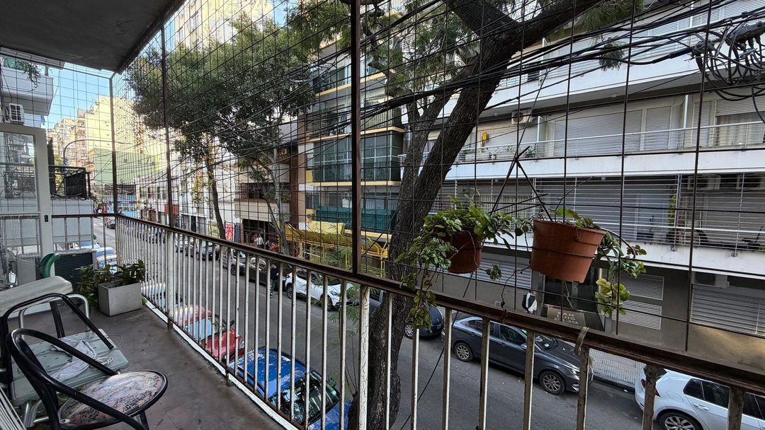 VENTA DEPTO 3 AMBIENTES BALVANERA BALCON AL FRENTE