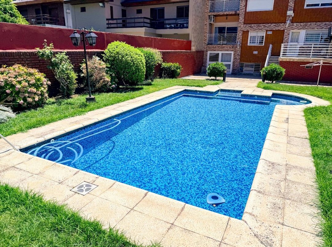 Casa en venta San Justo | Parque, pileta y jacuzzi