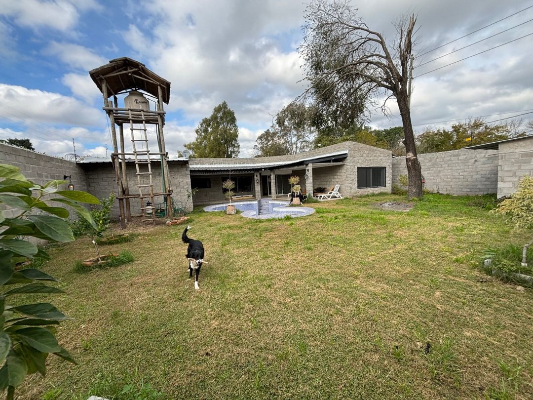 VENTA CASA MODERNA 3/4 AMB + 2 COCHERAS + PILETA