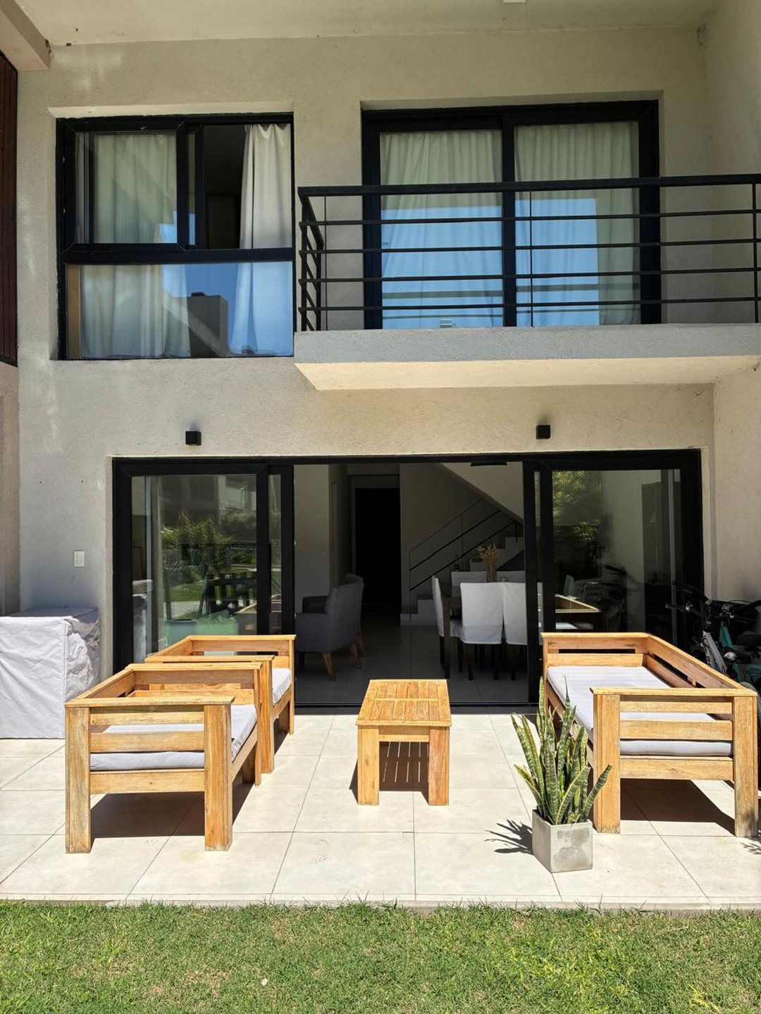 VENTA DPTO 4 AMBIENTES VIVO TORTUGUITAS 2 COCHERAS