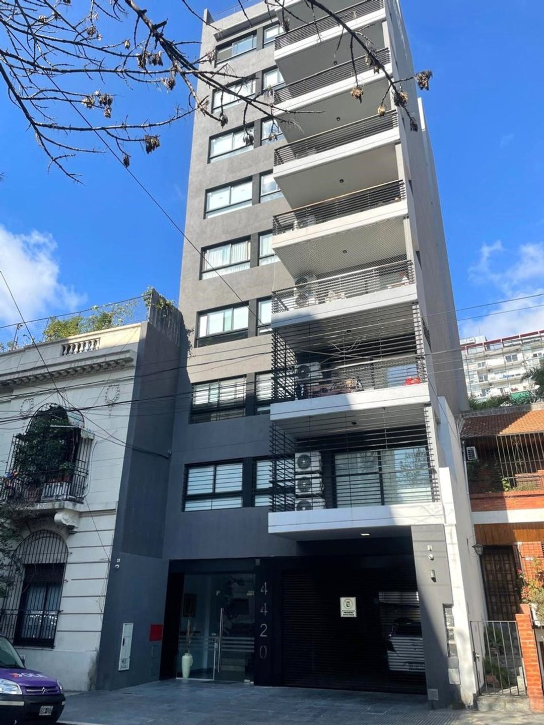Venta departamento 2 amb cochera Almagro piso alto
