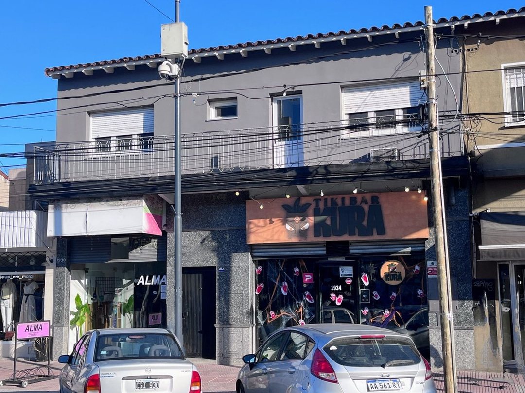 VENTA DEPARTAMENTO 4 AMB. MAS DOS LOCALES EL TALAR