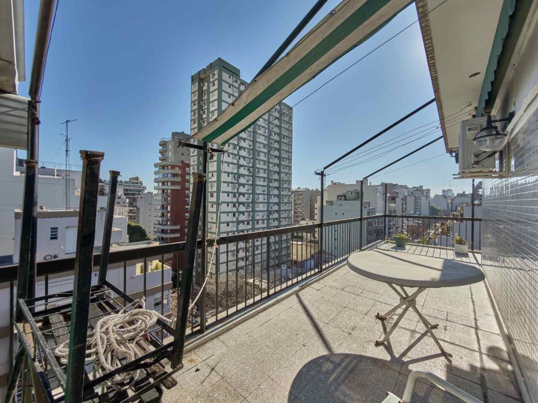 VENTA DEPARTAMENTO 4 amb. Caballito balcón terraza
