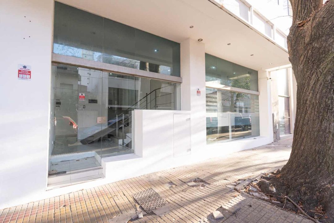 EDIFICIO EN VENTA LA PLATA - OFICINAS
