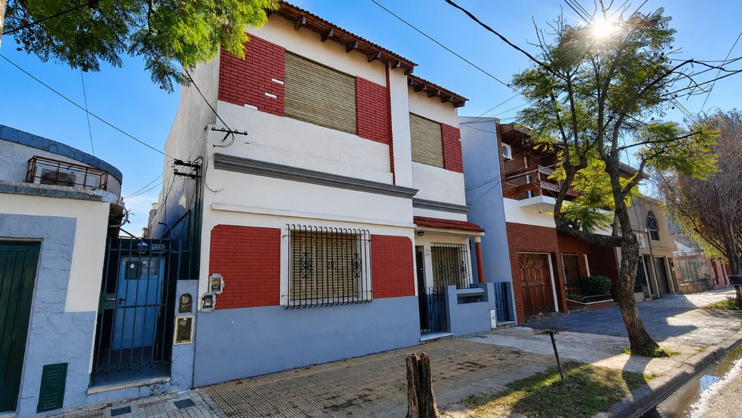 VENTA PH al frente Lanús Oeste