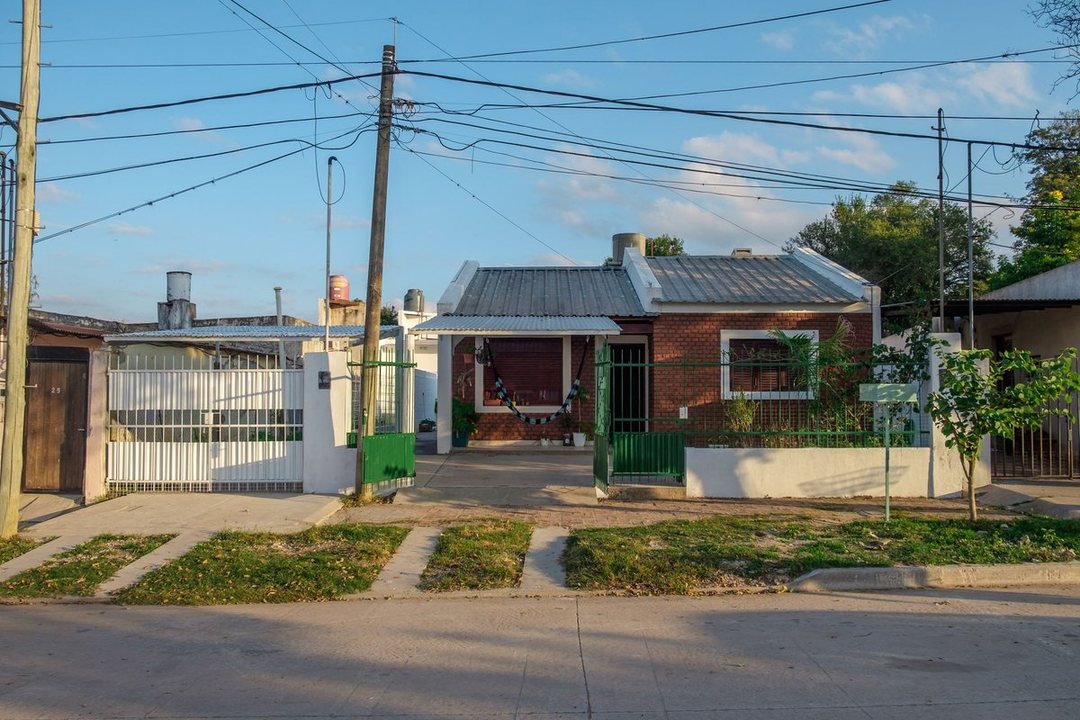 CASA  +  DEPTO de 2 dorm en Venta