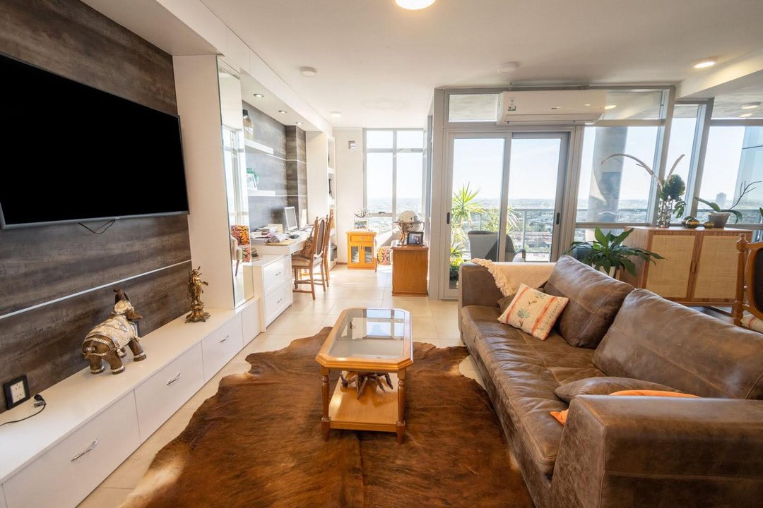 PISO EXCLUSIVO - NIVEL 18 - VISTAS INFNITAS - BV.