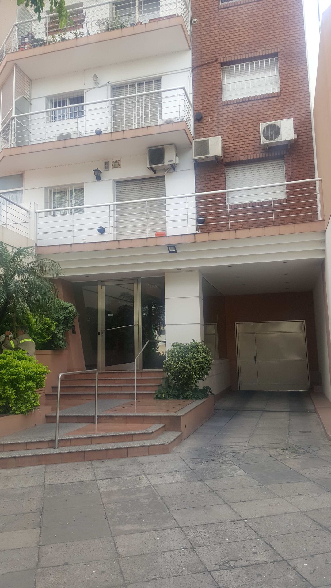 COCHERA EN VENTA FLORESTA