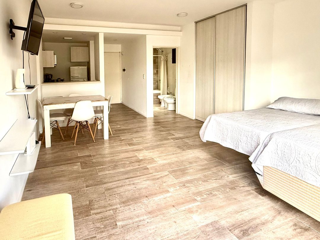 MONOAMBIENTE CON BALCÓN | APTO PROFESIONAL