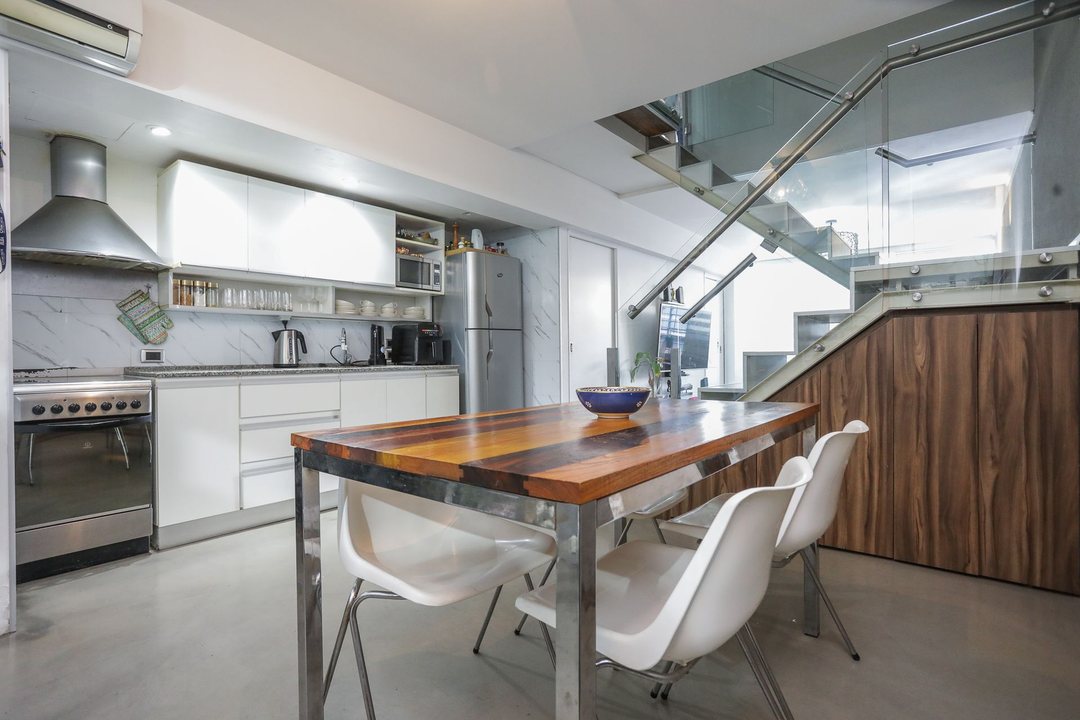 VENTA DPTO. 3 AMB. BALCÓN+PATIO+COCHERA SAAVEDRA