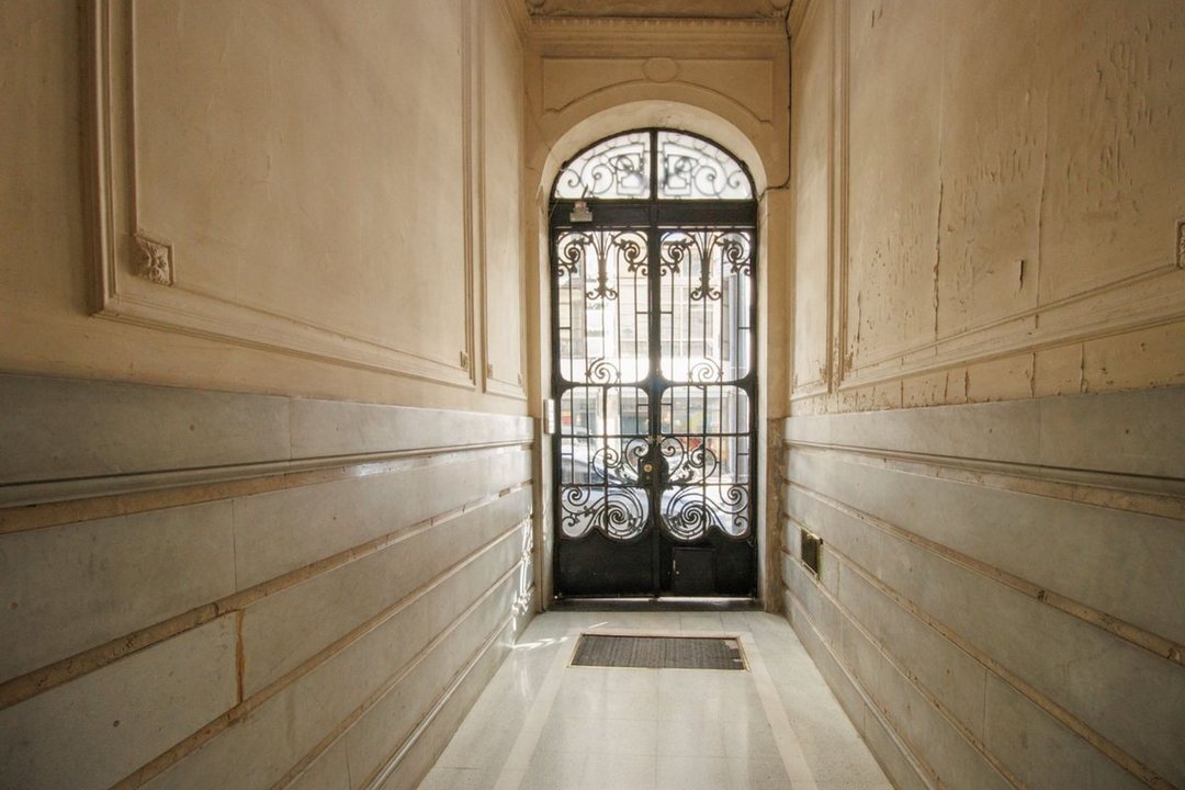 Venta Departamento 5 Ambientes Al Frente - CABA