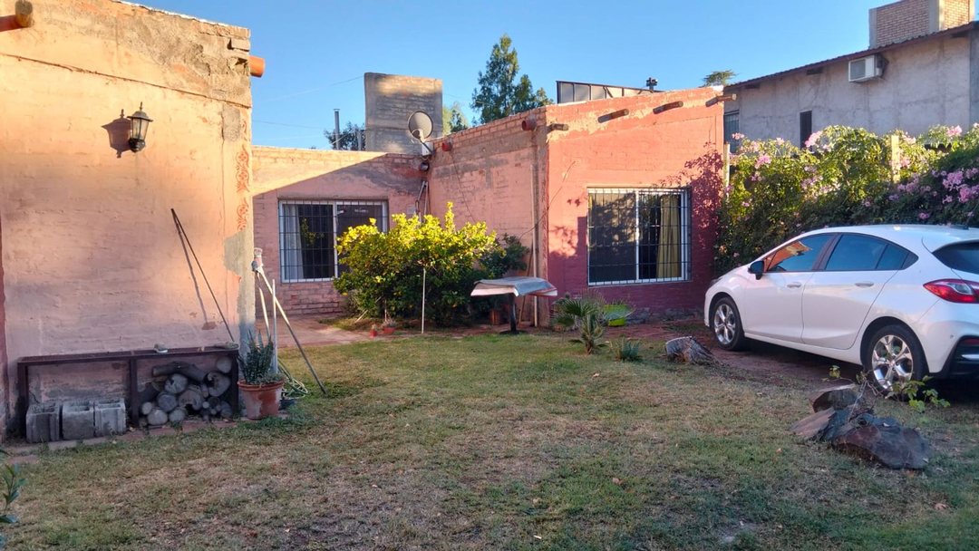 Venta de Casa apta crédito, Las Heras, Mendoza.