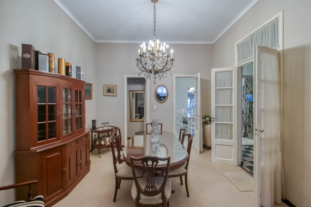 CASA EN VENTA EN LA PLATA
