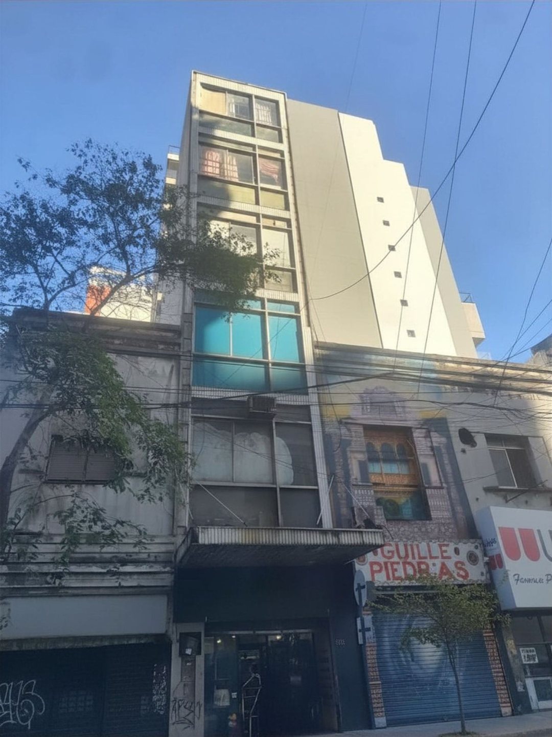 VENTA EDIFICIO  COMERCIAL CON LOCAL ONCE