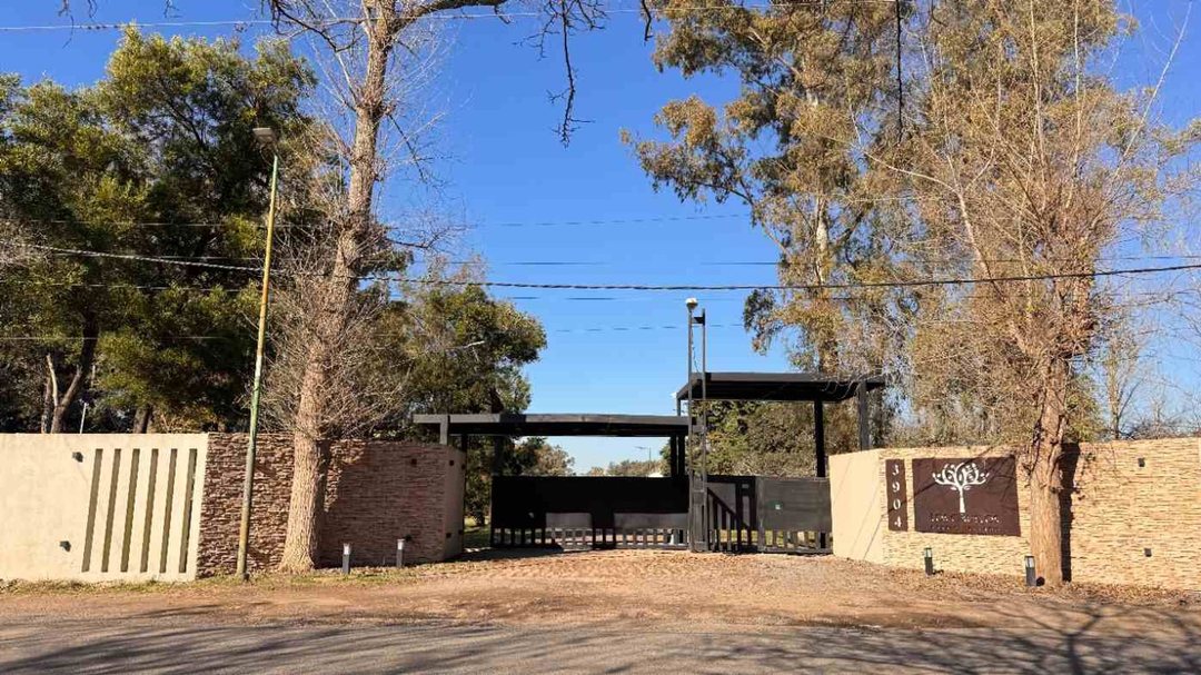 VENTA LOTE EN VILLA ELISA