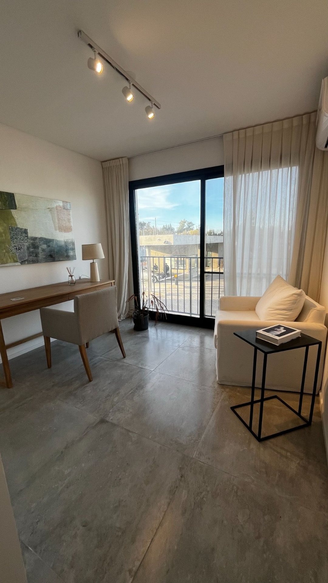 Duplex 4 Ambientes con amenities en Benavidez