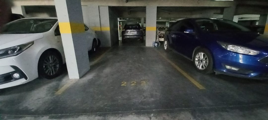 Cochera cubierta en venta en Beccar Plaza II