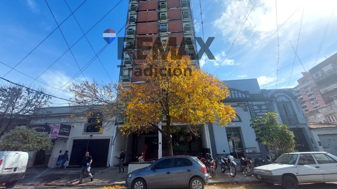Venta Dpto 3 dormitorios c/ Cochera. Centro Rcia