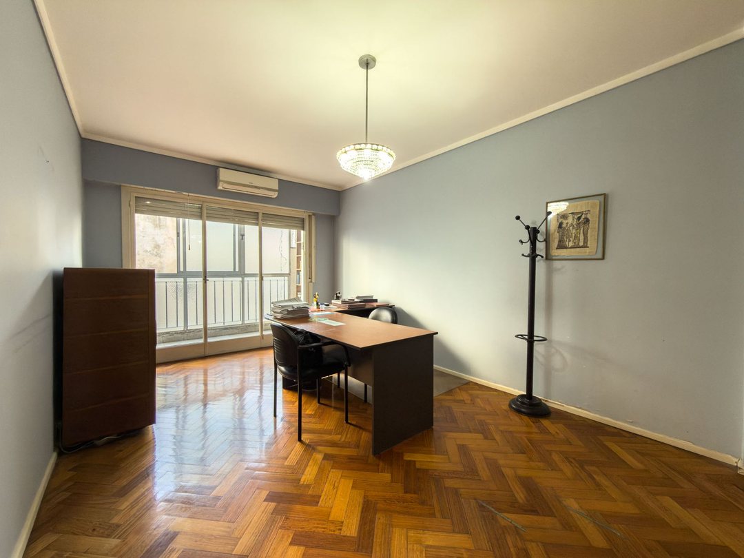 VENTA DEPTO 3 AMB CON COCHERA MONSERRAT