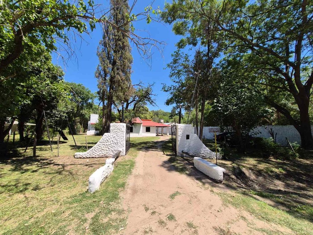 VENTA QUINTA SOBRE 2 LOTES EN SAUCE VIEJO