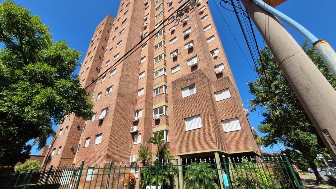 VENTA DEPTO 4 DORMITORIOS, A 100 M DE AV FREYRE!!!