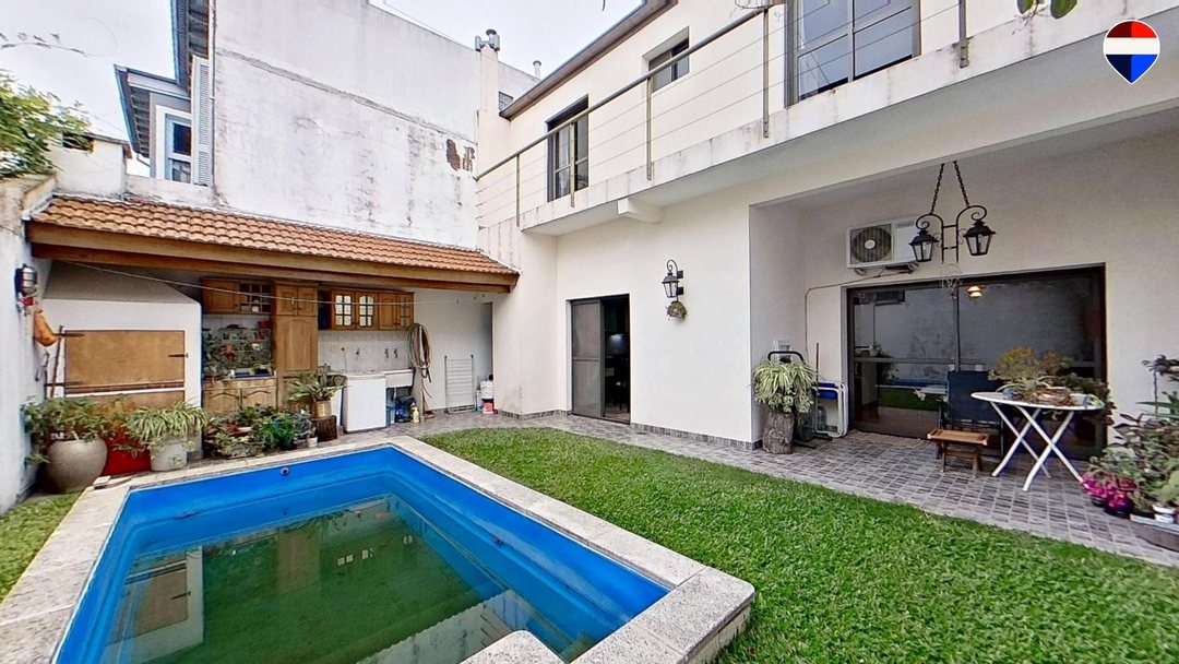 CASA VENTA FLORIDA 5 AMB COCHERA JARDIN PILETA