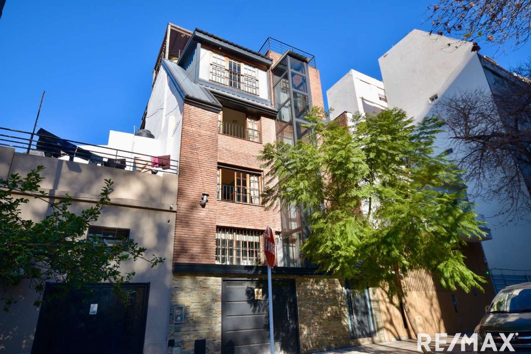 VENTA CASA 6 AMBIENTES CON ASCENSOR JARDIN DEVOTO