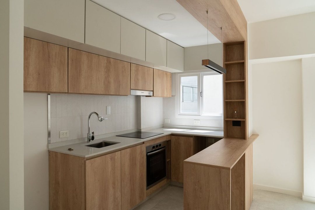 VENTA DEPTO. 2 AMB A NUEVO EN SAN TELMO PISO ALTO