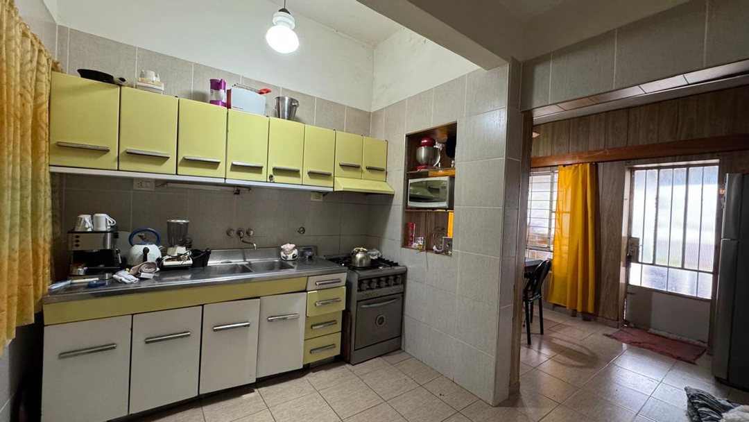 VIVIENDA DOS DORMITORIOS BARRIO 9 DE JULIO