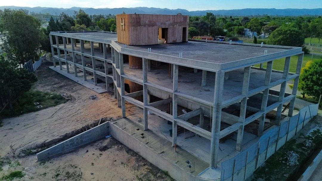 LOCAL COMERCIAL A ESTRENAR EN HVA VILLA ALLENDE