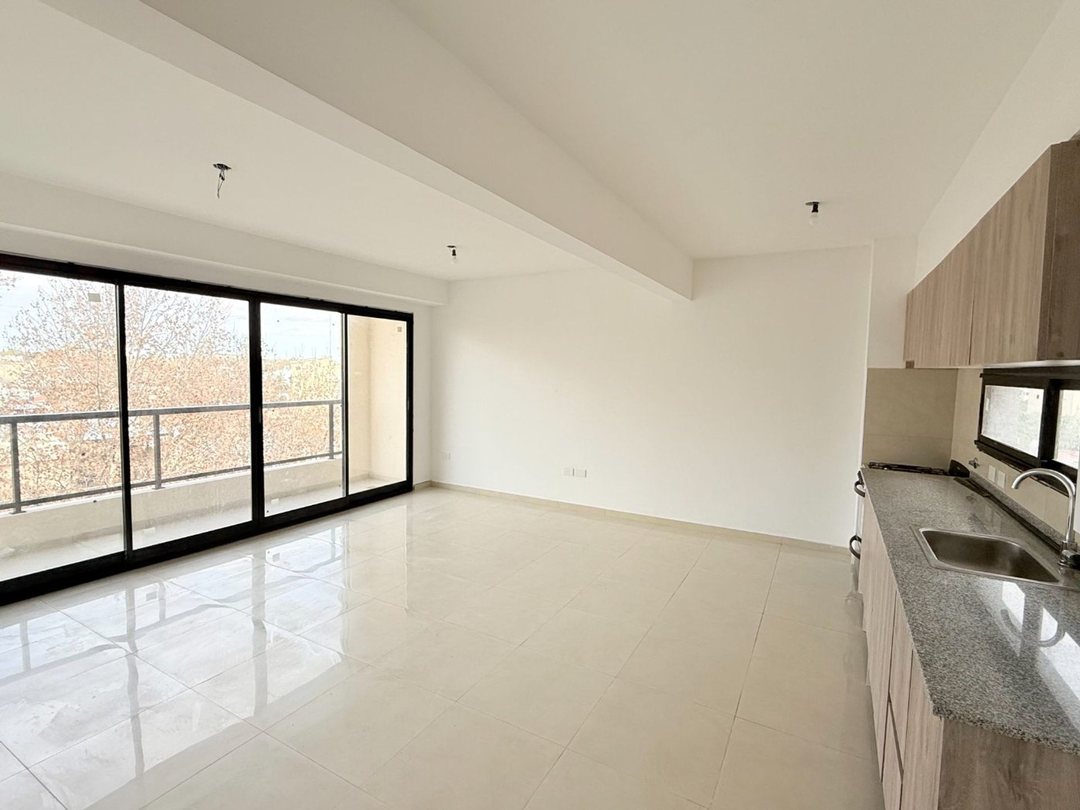 Venta depto 2 amb baulera a estrenar Caseros Norte