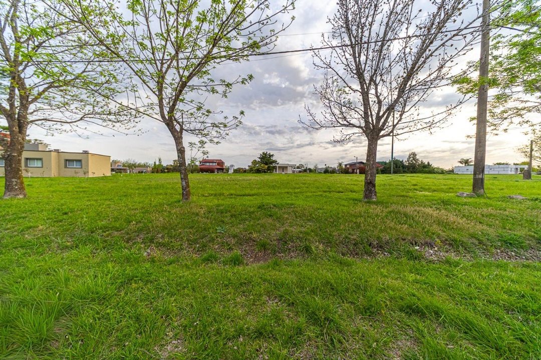 LOTE EN VENTA/PERMUTA  PUEBLO CARCARES 2392 M2