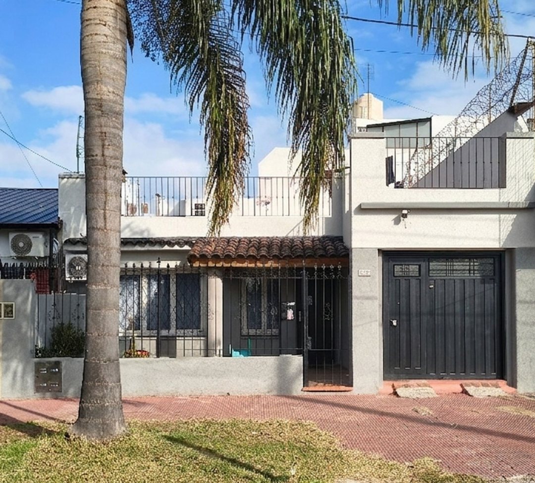 Venta Casa 4 amb - 2 Dorm - Ramos Mejia